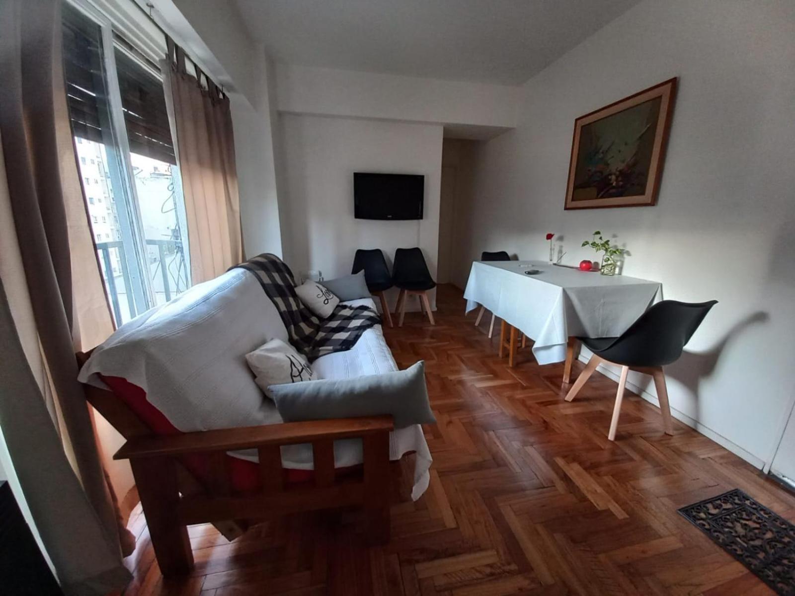 Mansilla * Ciudad Autónoma de Buenos Aires